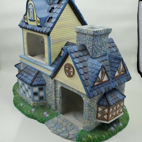 Partylite Olde World Village Candle Shoppe - XL size - Picture 9 of 12